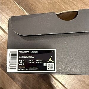 Air Jordan 1 Mid (GS) Sneakers